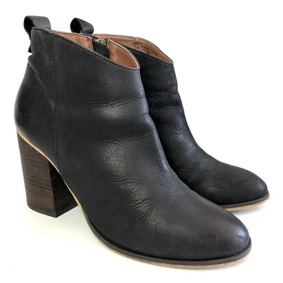 BP Lance Leather Block Heel Bootie - Picture 7 of 16